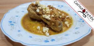 Pollo en pepitoria